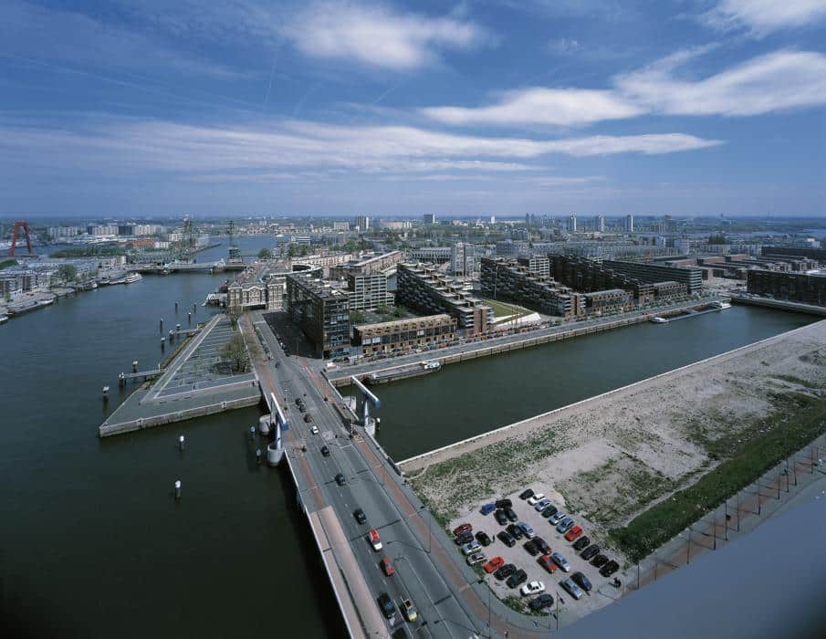 "The Ladtong" Bloques de apartamentos en Rotterdam. Frits van Dongen